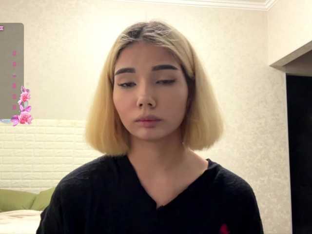 KeeshaSouthard live cam on BongaCams