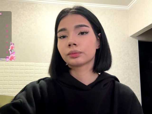 KeeshaSouthard live cam on BongaCams