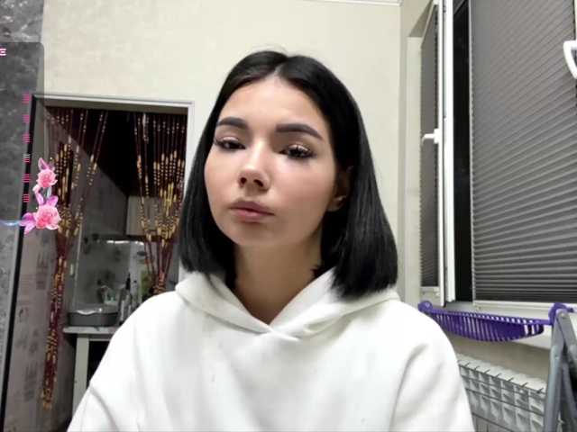KeeshaSouthard live cam on BongaCams