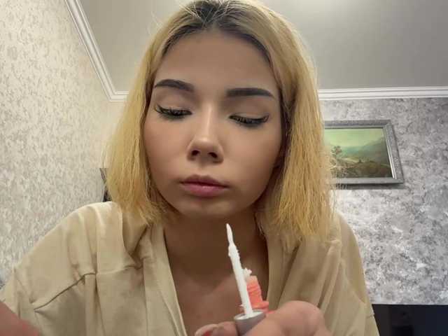 KeeshaSouthard live cam on BongaCams