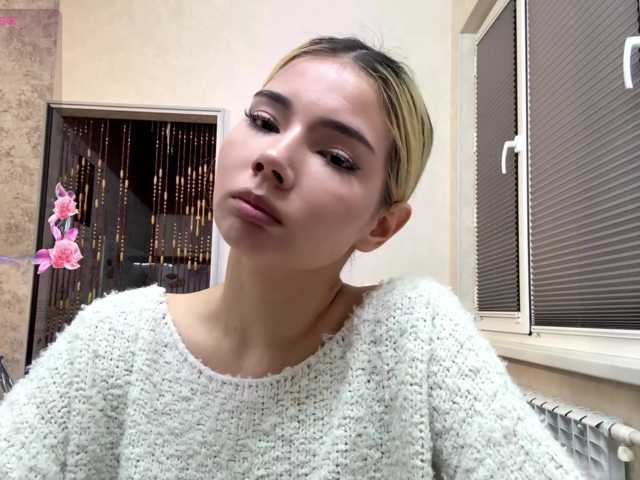 KeeshaSouthard live cam on BongaCams