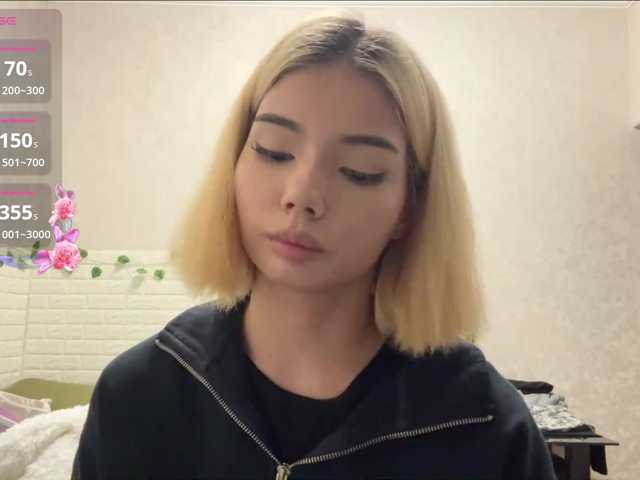 KeeshaSouthard live cam on BongaCams