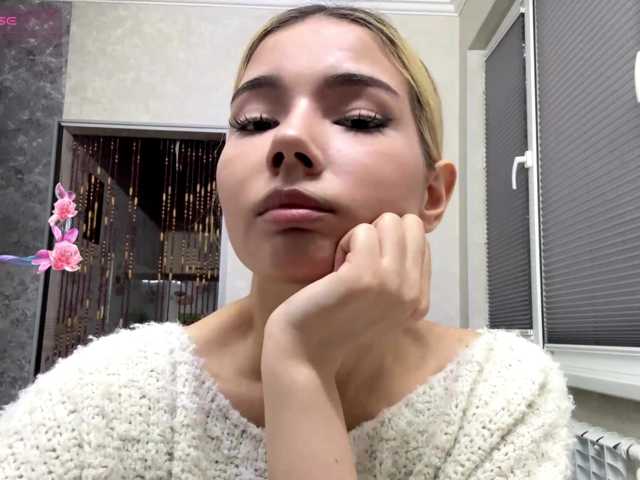 KeeshaSouthard live cam on BongaCams