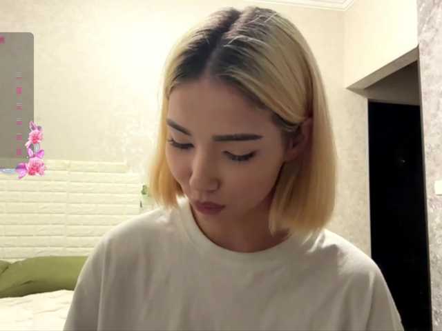 KeeshaSouthard live cam on BongaCams