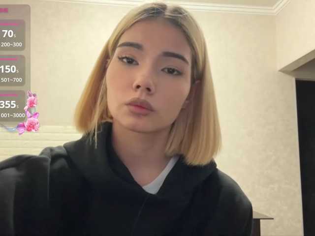 KeeshaSouthard live cam on BongaCams