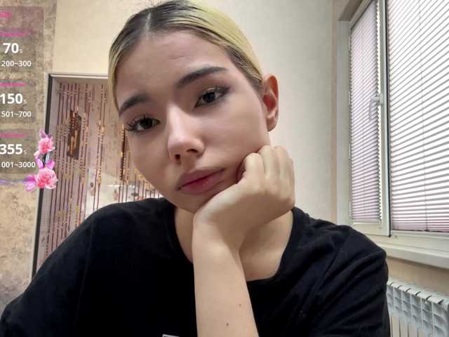 KeeshaSouthard live cam on BongaCams