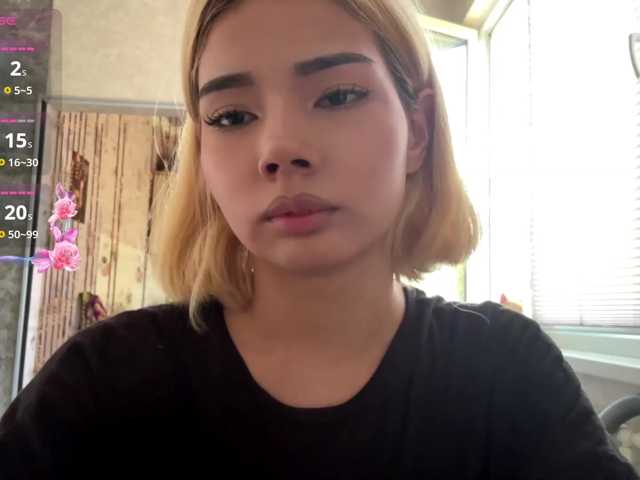 KeeshaSouthard live cam on BongaCams