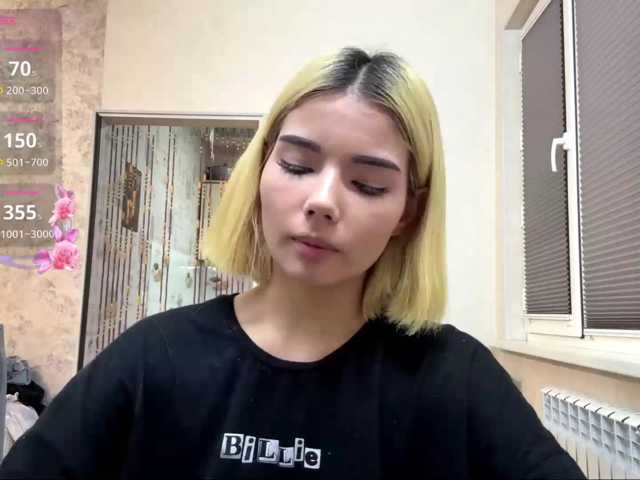 KeeshaSouthard live cam on BongaCams
