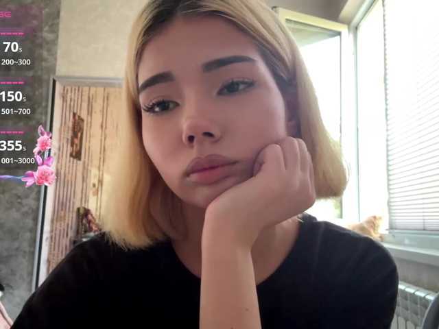 KeeshaSouthard live cam on BongaCams