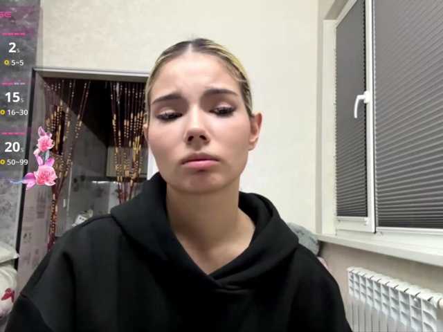 KeeshaSouthard live cam on BongaCams