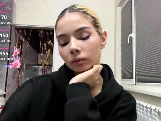 KeeshaSouthard live cam on BongaCams