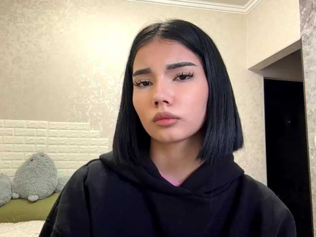 KeeshaSouthard live cam on BongaCams