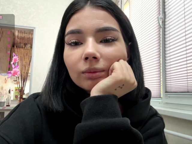 KeeshaSouthard live cam on BongaCams