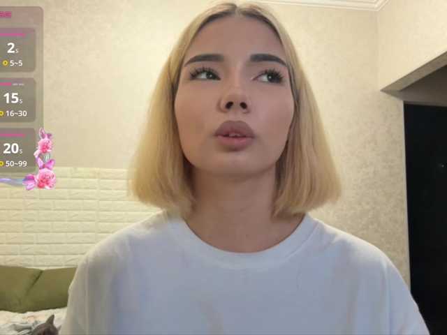 KeeshaSouthard live cam on BongaCams