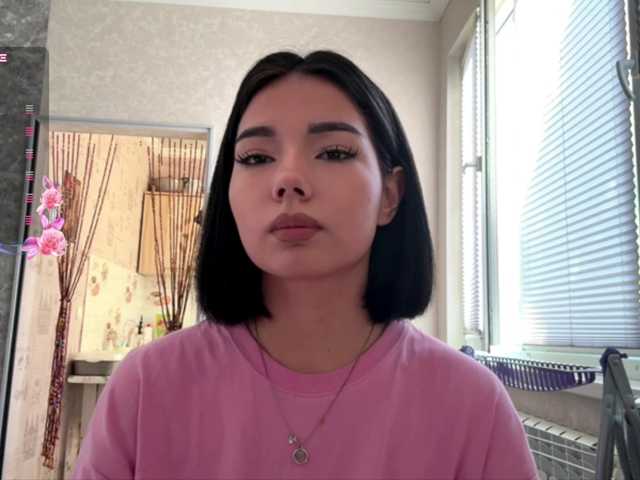 KeeshaSouthard live cam on BongaCams