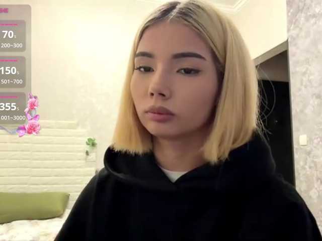KeeshaSouthard live cam on BongaCams