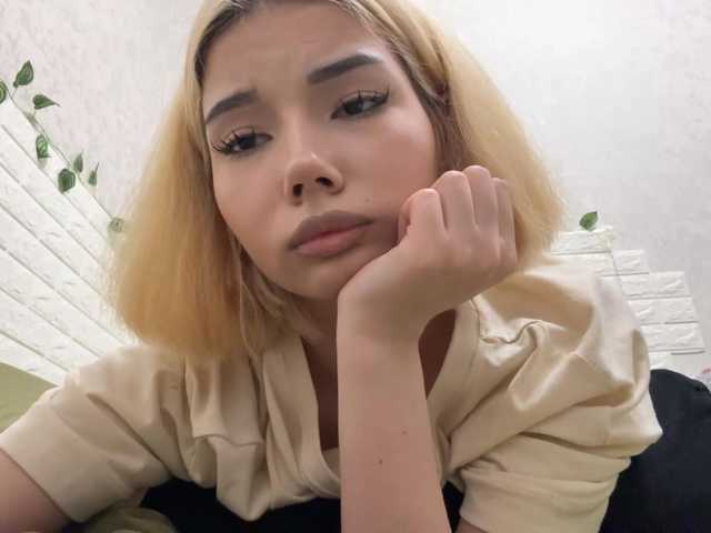 KeeshaSouthard live cam on BongaCams
