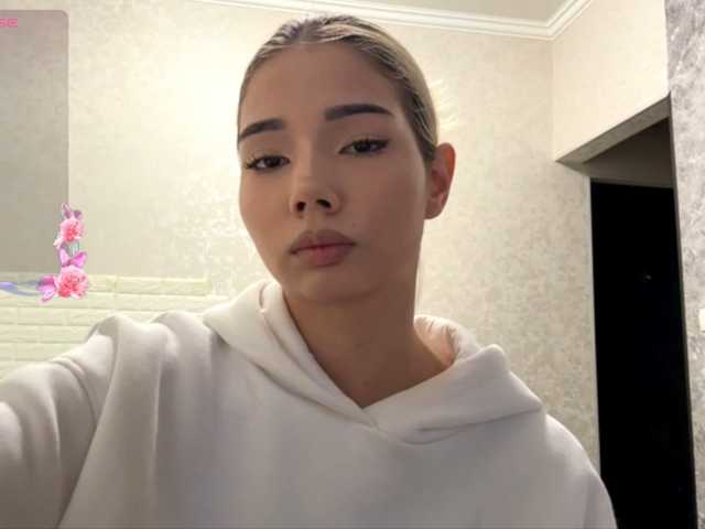 KeeshaSouthard live cam on BongaCams