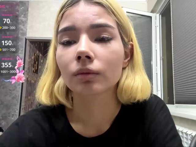 KeeshaSouthard live cam on BongaCams