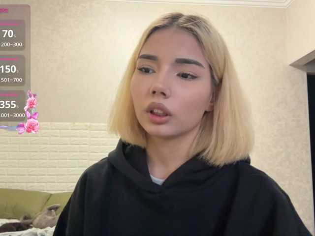 KeeshaSouthard live cam on BongaCams