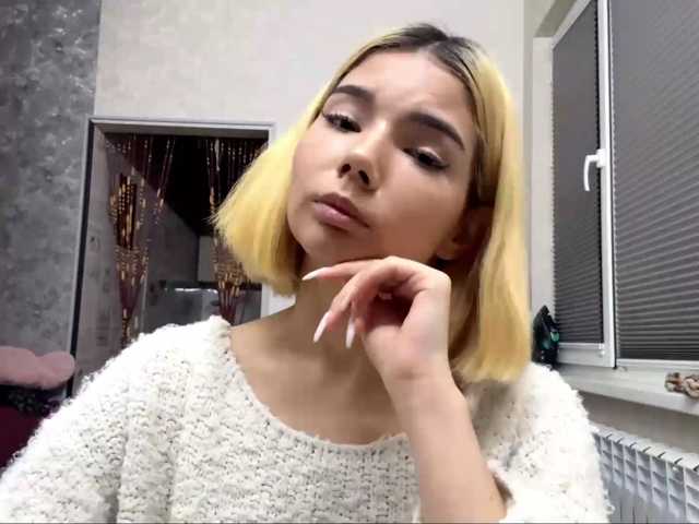 KeeshaSouthard live cam on BongaCams