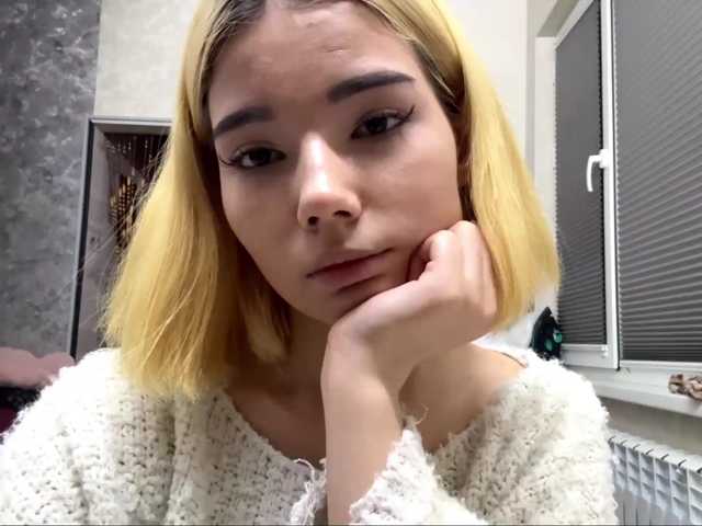 KeeshaSouthard live cam on BongaCams
