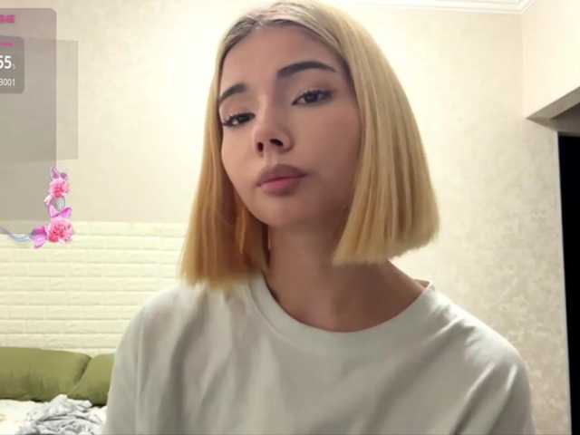 KeeshaSouthard live cam on BongaCams