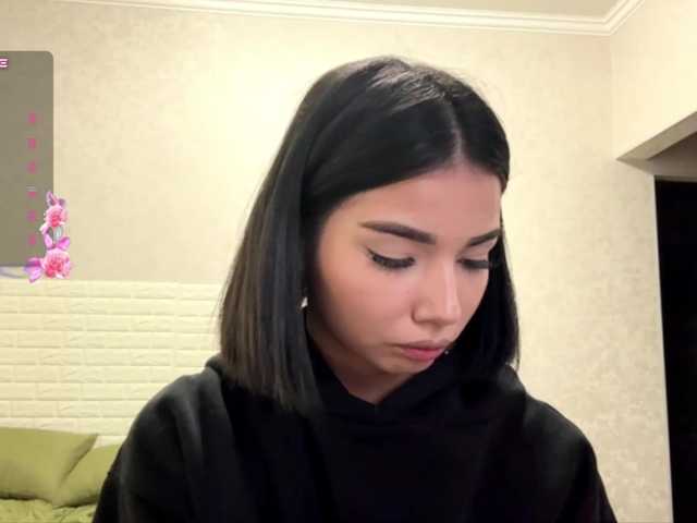KeeshaSouthard live cam on BongaCams