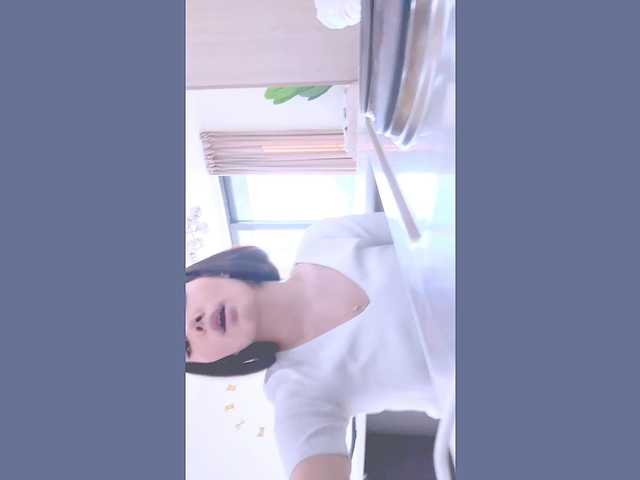 KeeshaSouthard's BongaCams show and profile