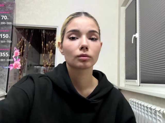 KeeshaSouthard live cam on BongaCams