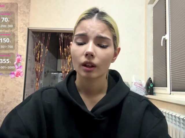 KeeshaSouthard live cam on BongaCams