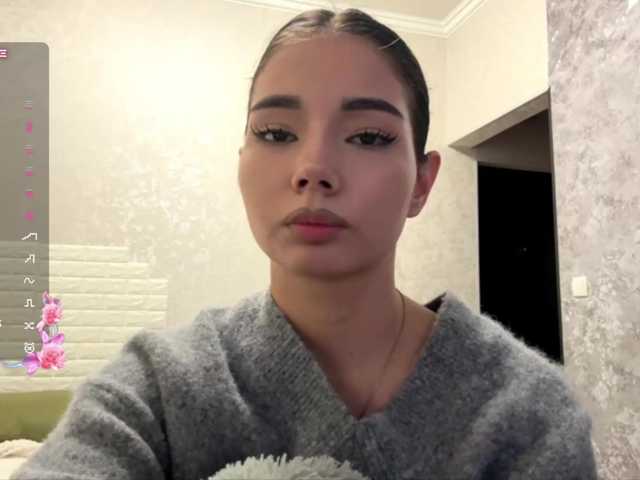 KeeshaSouthard live cam on BongaCams