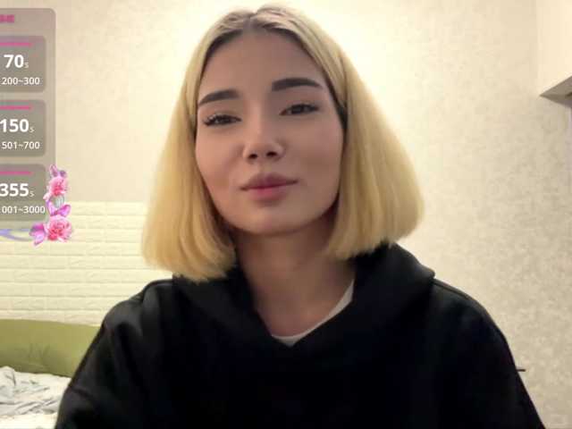 KeeshaSouthard live cam on BongaCams