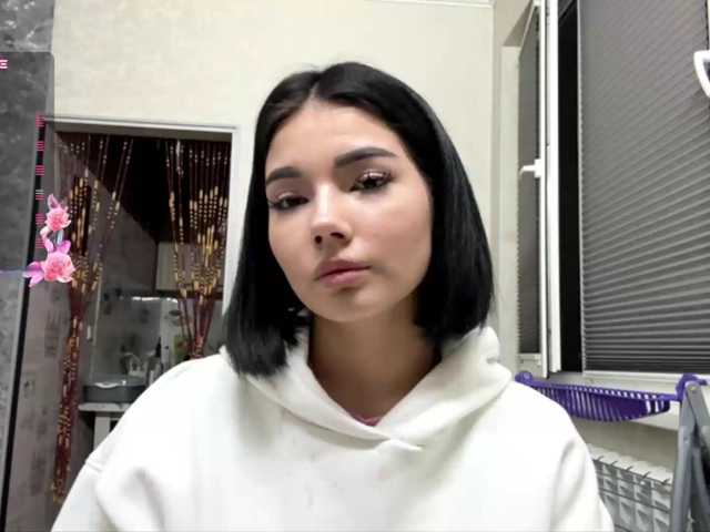 KeeshaSouthard live cam on BongaCams