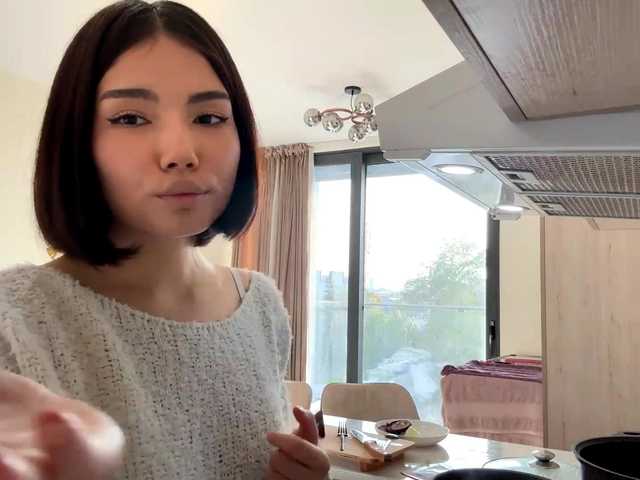 KeeshaSouthard's BongaCams show and profile