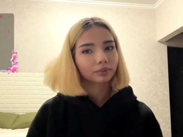 KeeshaSouthard live cam on BongaCams