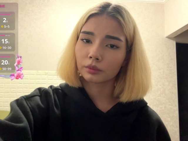 KeeshaSouthard live cam on BongaCams