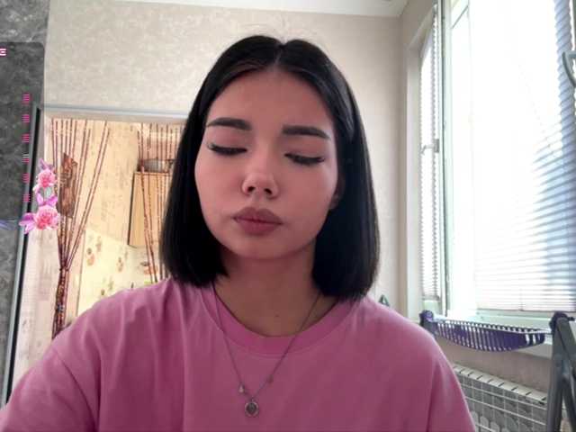 KeeshaSouthard live cam on BongaCams