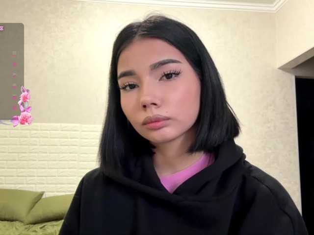 KeeshaSouthard live cam on BongaCams