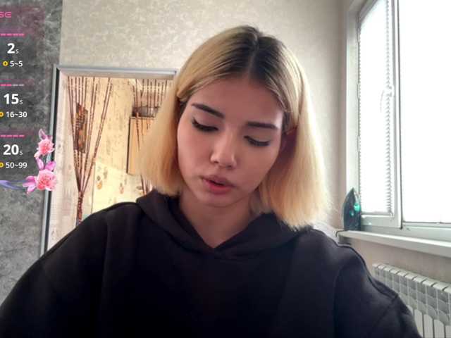KeeshaSouthard live cam on BongaCams