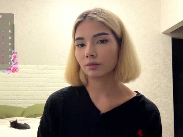 KeeshaSouthard live cam on BongaCams