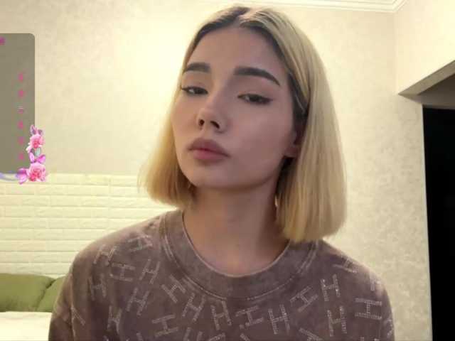 KeeshaSouthard live cam on BongaCams