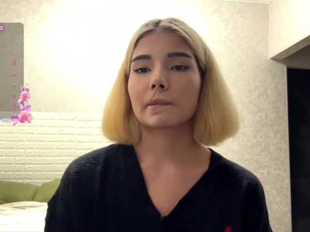 KeeshaSouthard live cam on BongaCams
