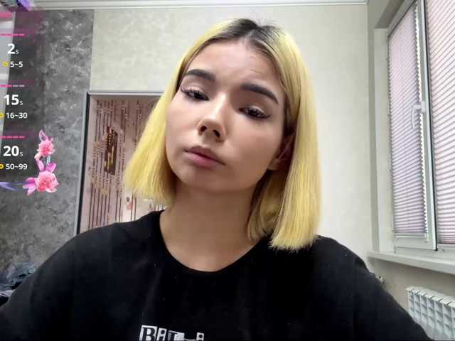 KeeshaSouthard live cam on BongaCams