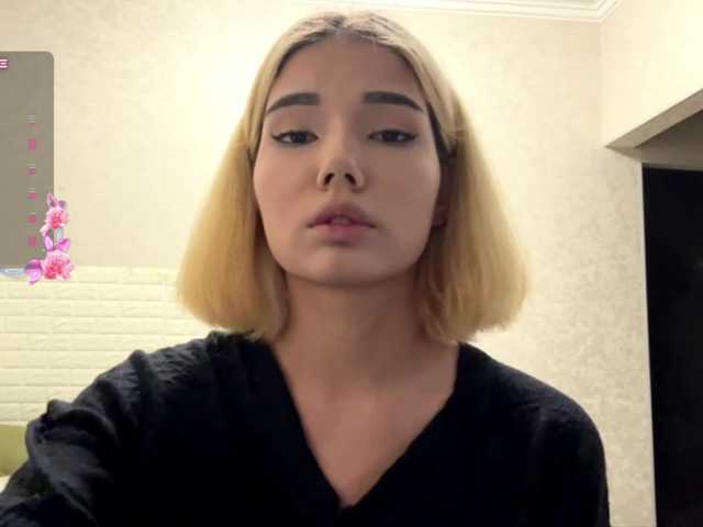 KeeshaSouthard live cam on BongaCams