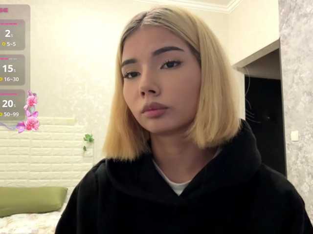 KeeshaSouthard live cam on BongaCams
