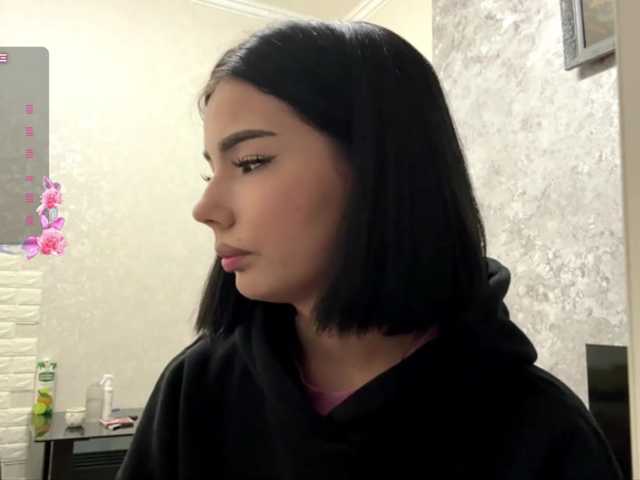KeeshaSouthard live cam on BongaCams