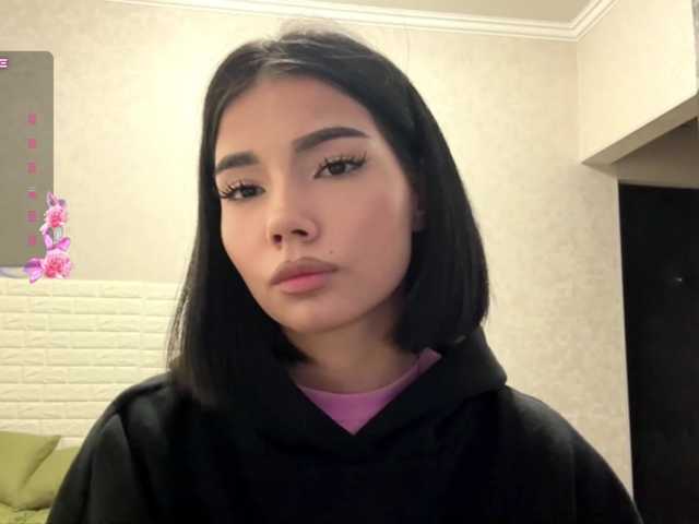 KeeshaSouthard live cam on BongaCams
