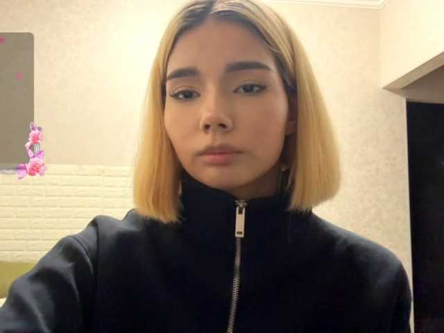 KeeshaSouthard live cam on BongaCams