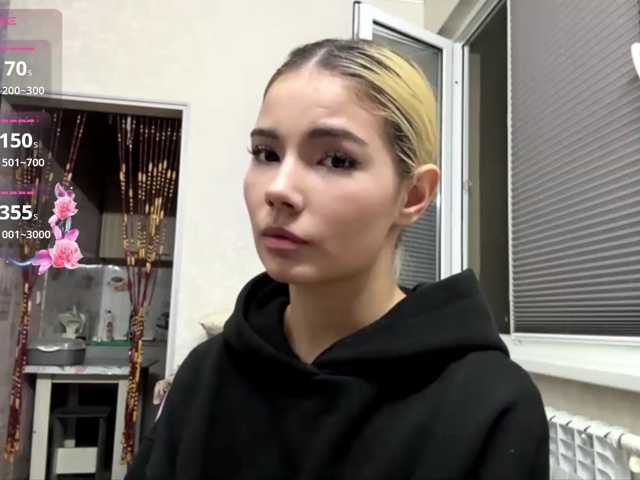 KeeshaSouthard live cam on BongaCams